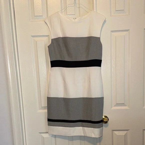 Sandra Darren Elegant Black, Gray, and White Colorblock Dress - Picture 2 of 2